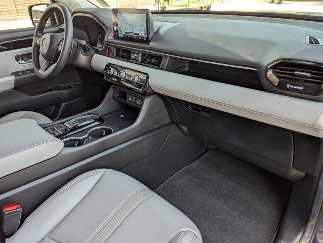 2025 Honda Pilot Vehicle Photo in San Antonio, TX 78230