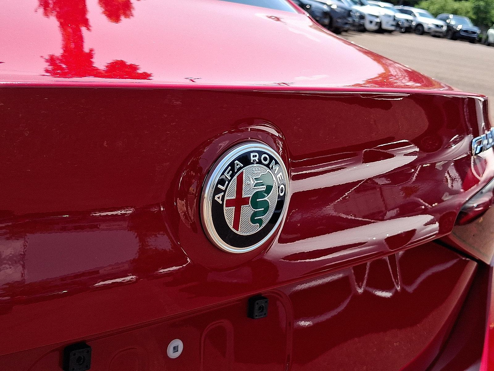 2022 Alfa Romeo Giulia Vehicle Photo in Willow Grove, PA 19090