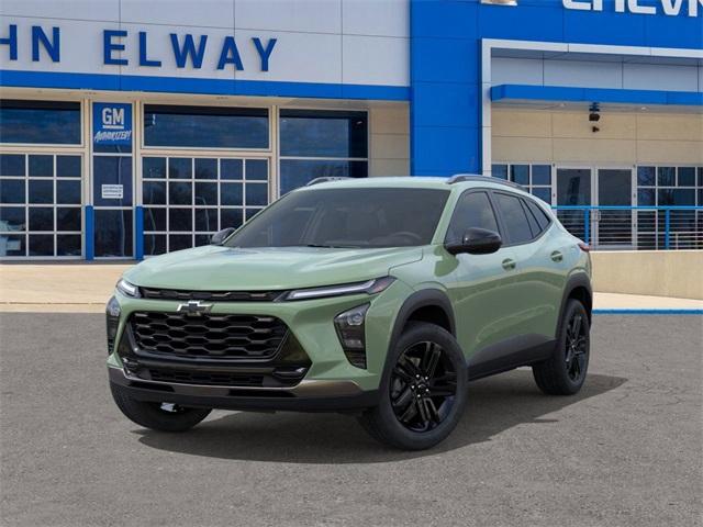 2025 Chevrolet Trax Vehicle Photo in ENGLEWOOD, CO 80113-6708