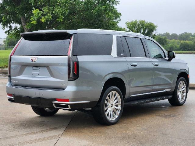 2023 Cadillac Escalade ESV Vehicle Photo in DENTON, TX 76210-9321