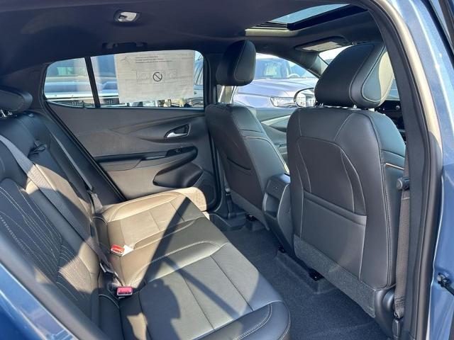 2025 Buick Envista Vehicle Photo in COLUMBIA, MO 65203-3903