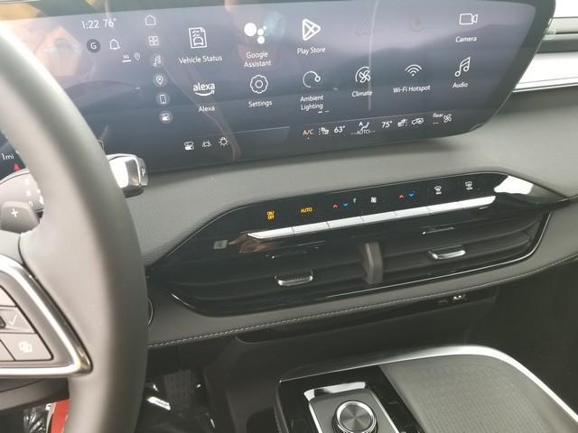 2025 Buick Enclave Vehicle Photo in ELYRIA, OH 44035-6349