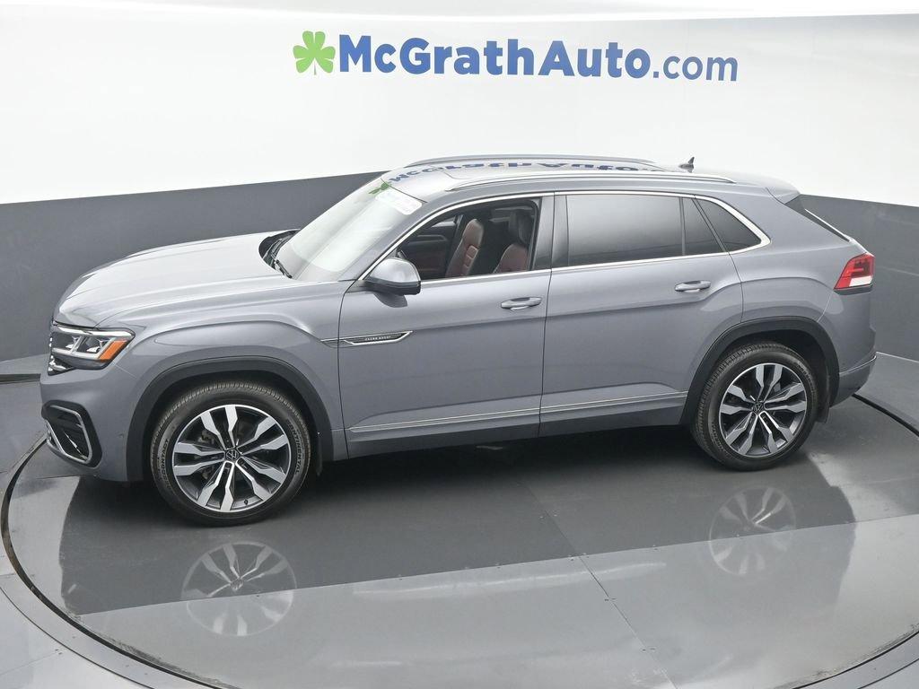 2022 Volkswagen Atlas Cross Sport Vehicle Photo in Marion, IA 52302