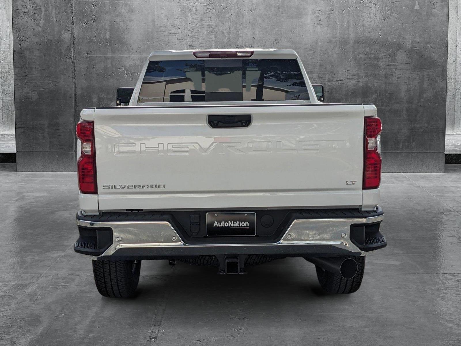 2025 Chevrolet Silverado 2500 HD Vehicle Photo in GREENACRES, FL 33463-3207