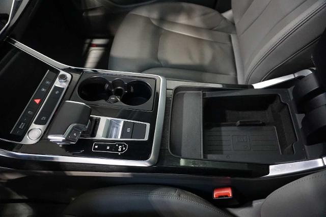 2020 Audi Q7 Vehicle Photo in ANCHORAGE, AK 99515-2026