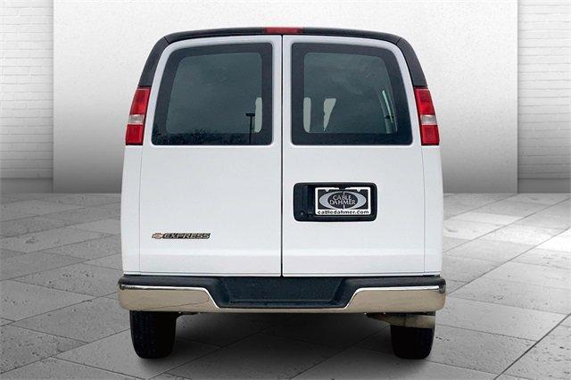 2022 Chevrolet Express Cargo 2500 Vehicle Photo in KANSAS CITY, MO 64114-4502