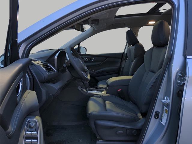 2025 Subaru Ascent Vehicle Photo in Green Bay, WI 54304