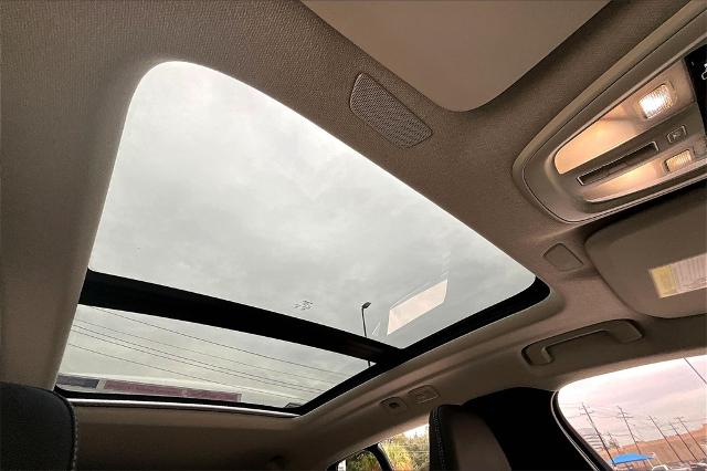2025 Volvo XC40 Vehicle Photo in Houston, TX 77007