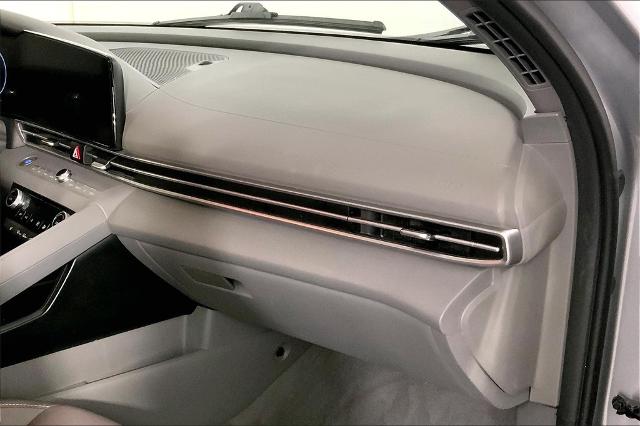 2023 Hyundai ELANTRA Vehicle Photo in Lees Summit, MO 64086