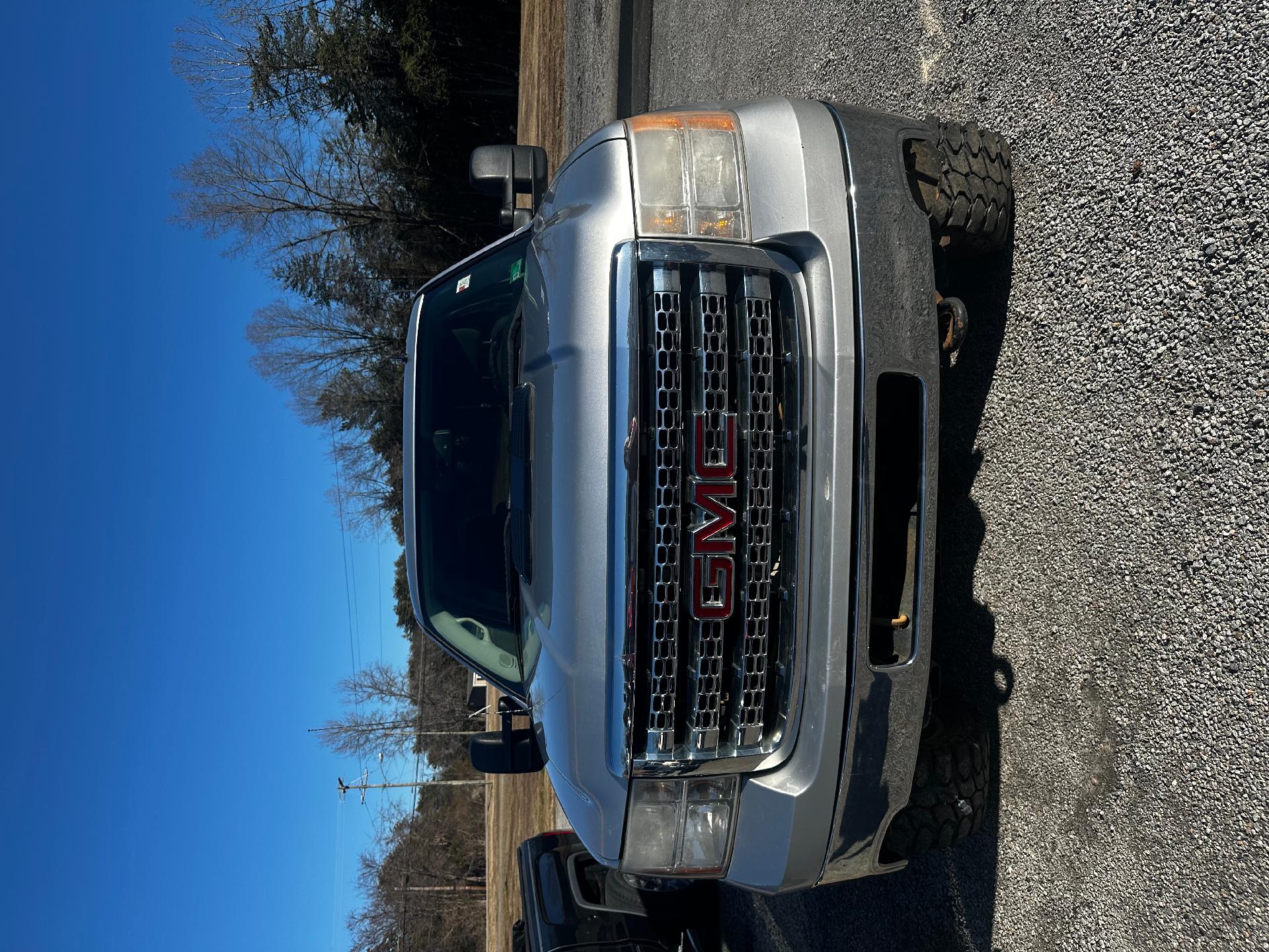 Used 2014 GMC Sierra 2500HD SLE with VIN 1GT120C82EF149000 for sale in Farmville, VA