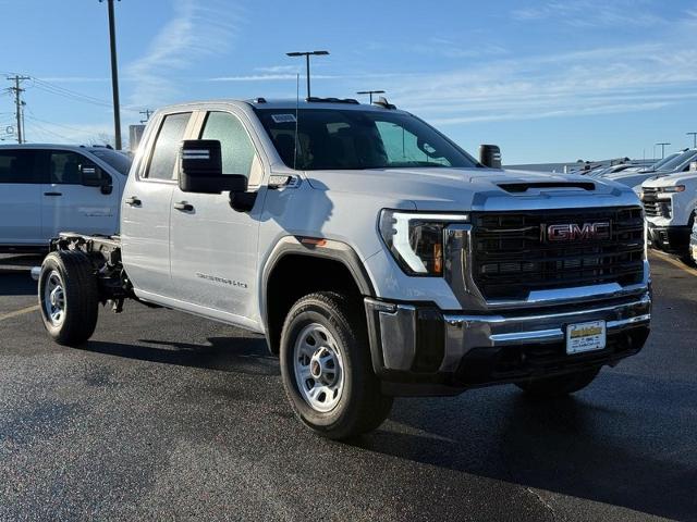 2025 GMC Sierra 3500 HD Vehicle Photo in COLUMBIA, MO 65203-3903