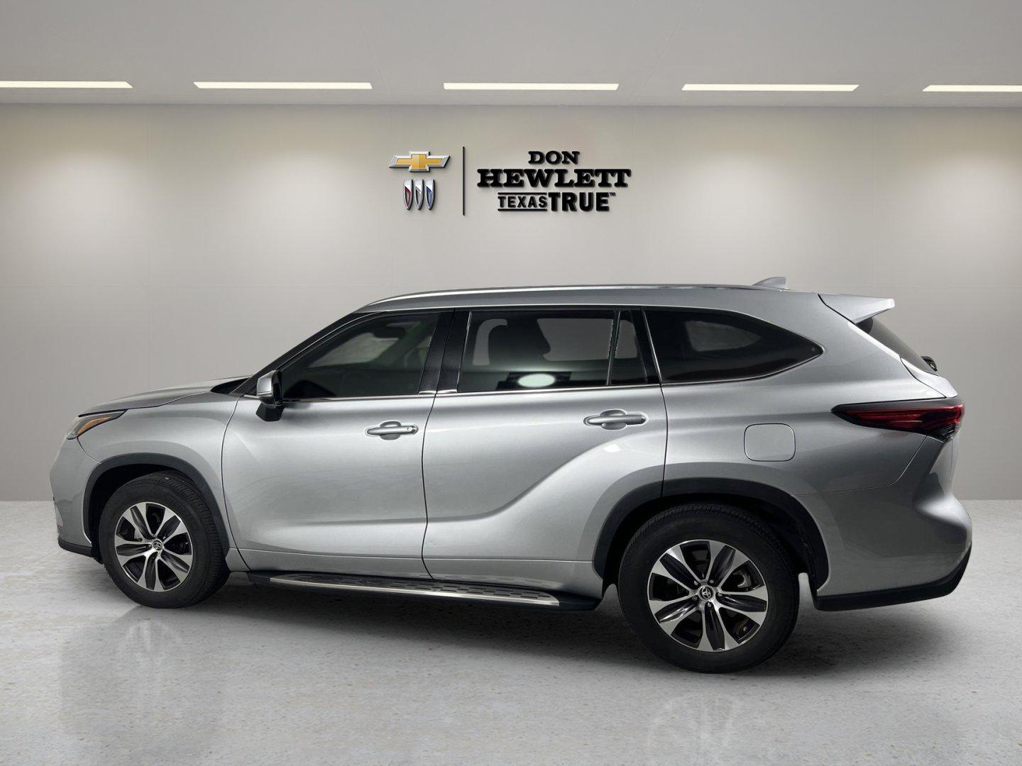 2021 Toyota Highlander Vehicle Photo in GEORGETOWN, TX 78626-7508