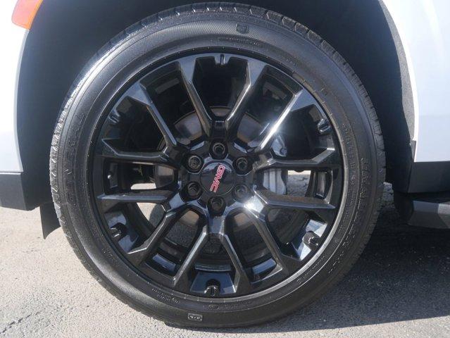 2022 GMC Yukon Vehicle Photo in Nashua, NH 03060