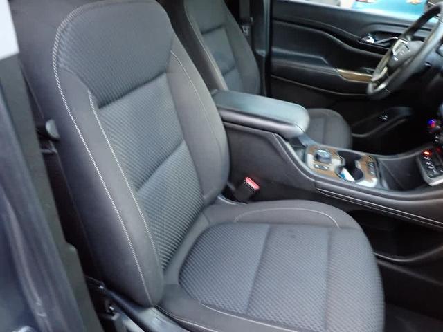 2022 GMC Acadia Vehicle Photo in ZELIENOPLE, PA 16063-2910