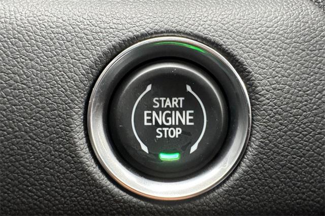 2025 GMC Acadia Vehicle Photo in ELK GROVE, CA 95757-8703