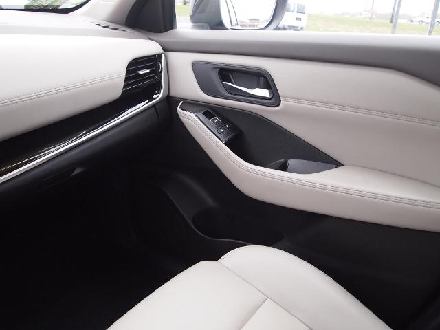 2023 Nissan Rogue Vehicle Photo in MADISON, IN 47250-1611