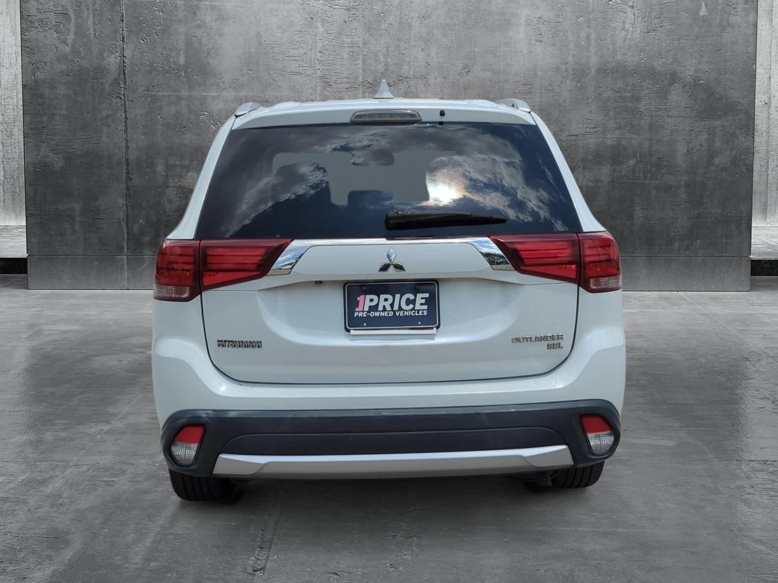 2017 Mitsubishi Outlander Vehicle Photo in Margate, FL 33063