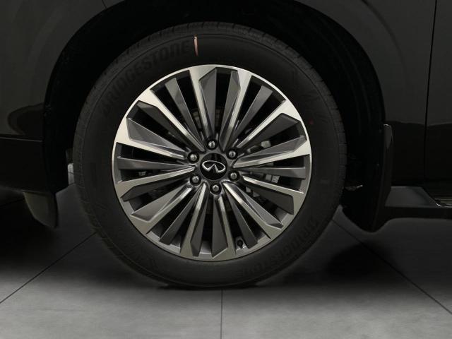 2025 INFINITI QX80 Vehicle Photo in Appleton, WI 54913
