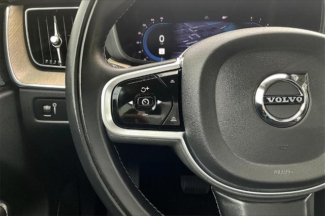 2022 Volvo XC60 Vehicle Photo in Houston, TX 77007