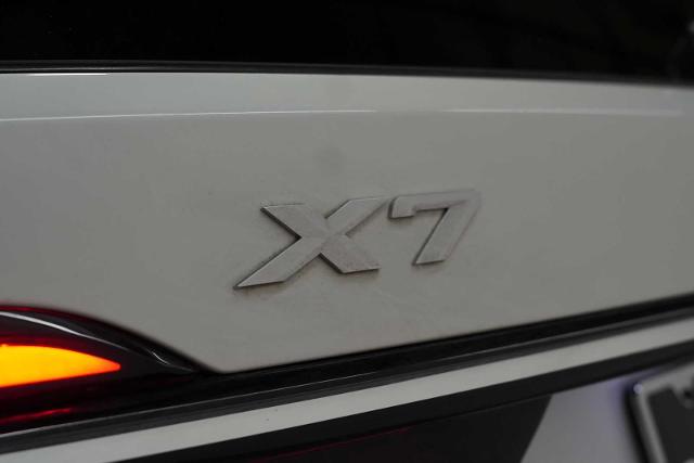 2025 BMW X7 xDrive40i Vehicle Photo in GRAPEVINE, TX 76051