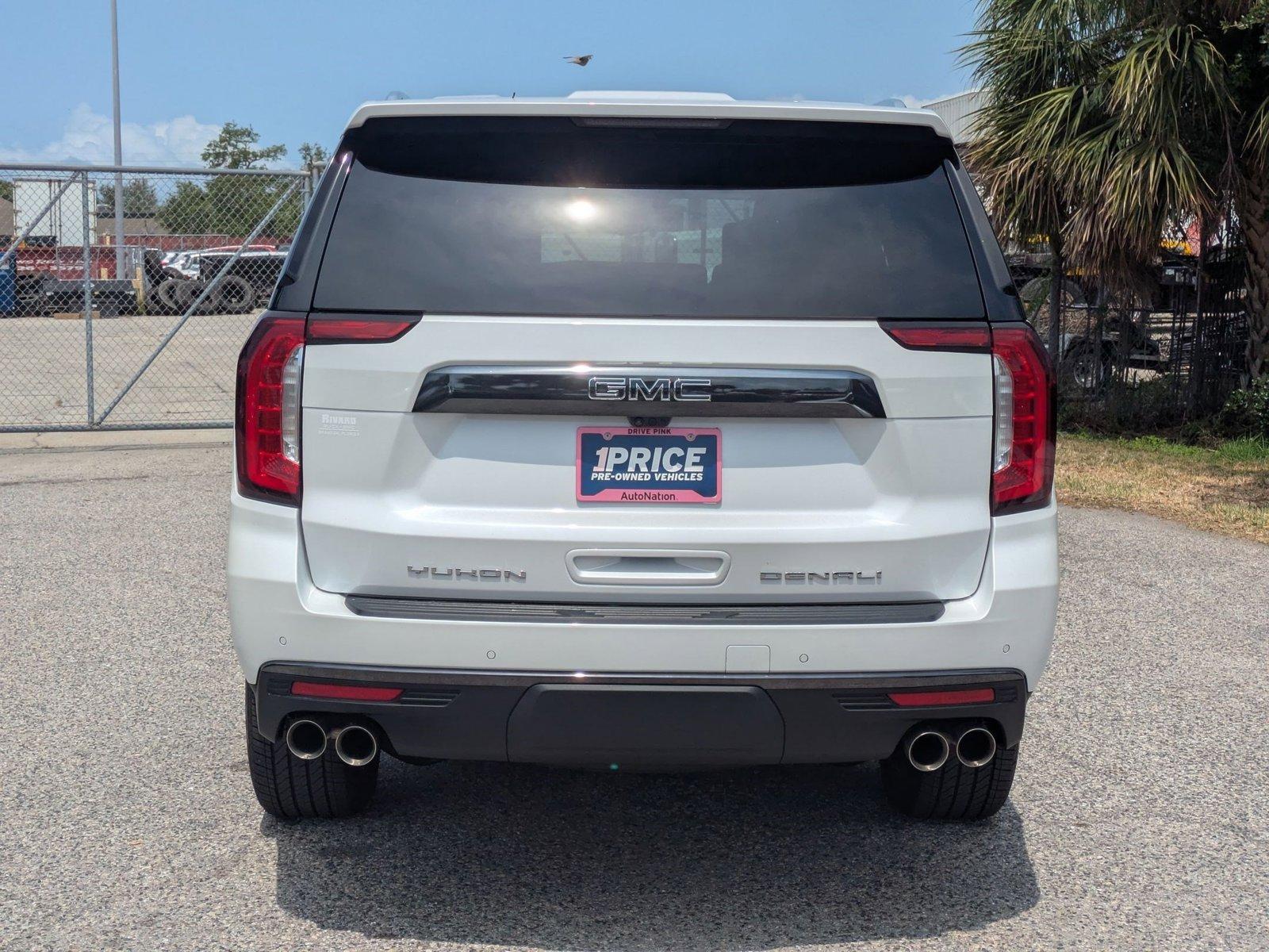 2024 GMC Yukon Vehicle Photo in Sarasota, FL 34231