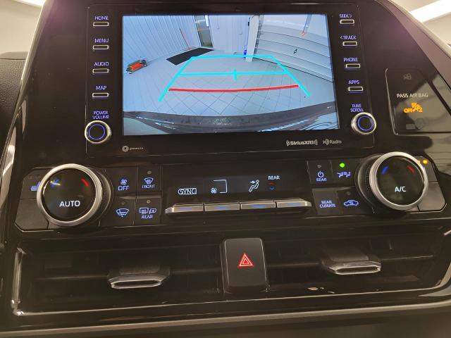 2022 Toyota Highlander Vehicle Photo in Oshkosh, WI 54904