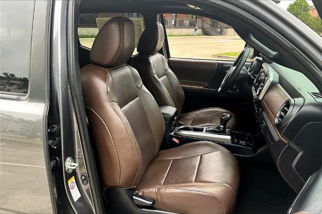 2018 Toyota Tacoma Vehicle Photo in Houston, TX 77007