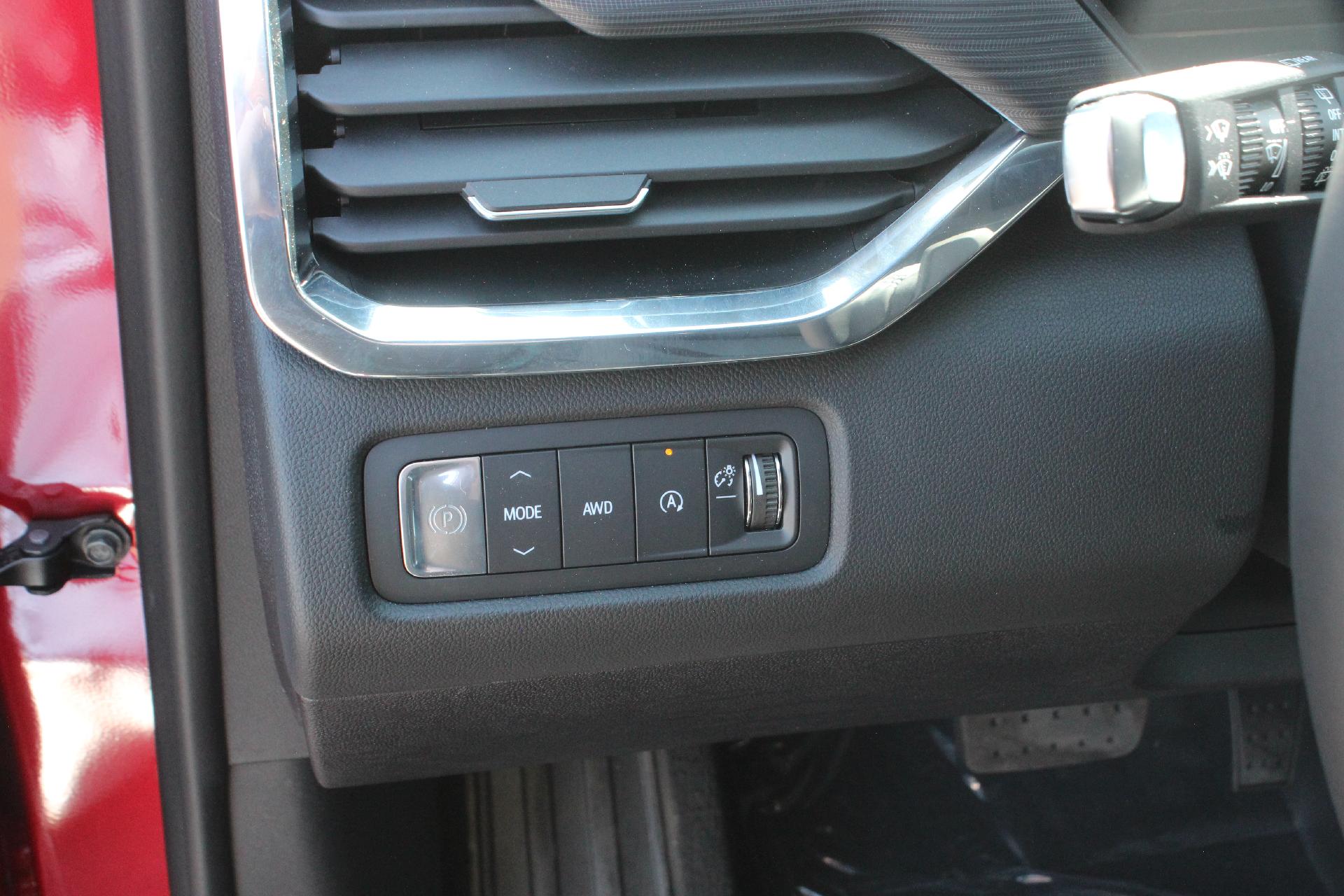 2025 GMC Acadia Vehicle Photo in AURORA, CO 80012-4011