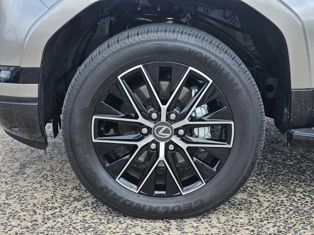2024 Lexus GX 550 Vehicle Photo in FORT WORTH, TX 76132