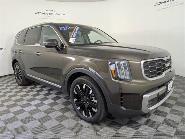 2023 Kia Telluride Vehicle Photo in ENGLEWOOD, CO 80113-6708