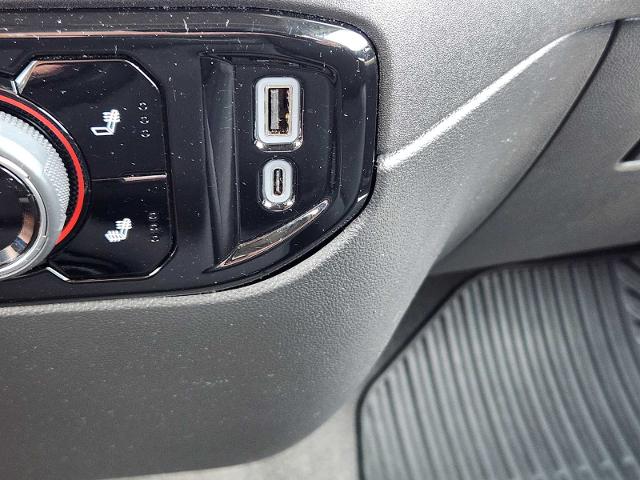 2022 Chevrolet Silverado 1500 Vehicle Photo in DENTON, TX 76210-9321