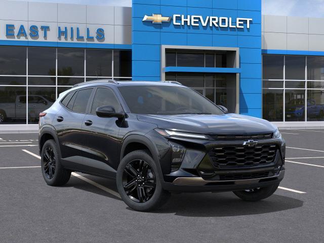 2025 Chevrolet Trax Vehicle Photo in Roslyn, NY 11576