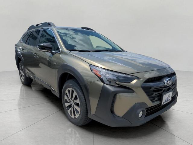 2025 Subaru Outback Vehicle Photo in Green Bay, WI 54304