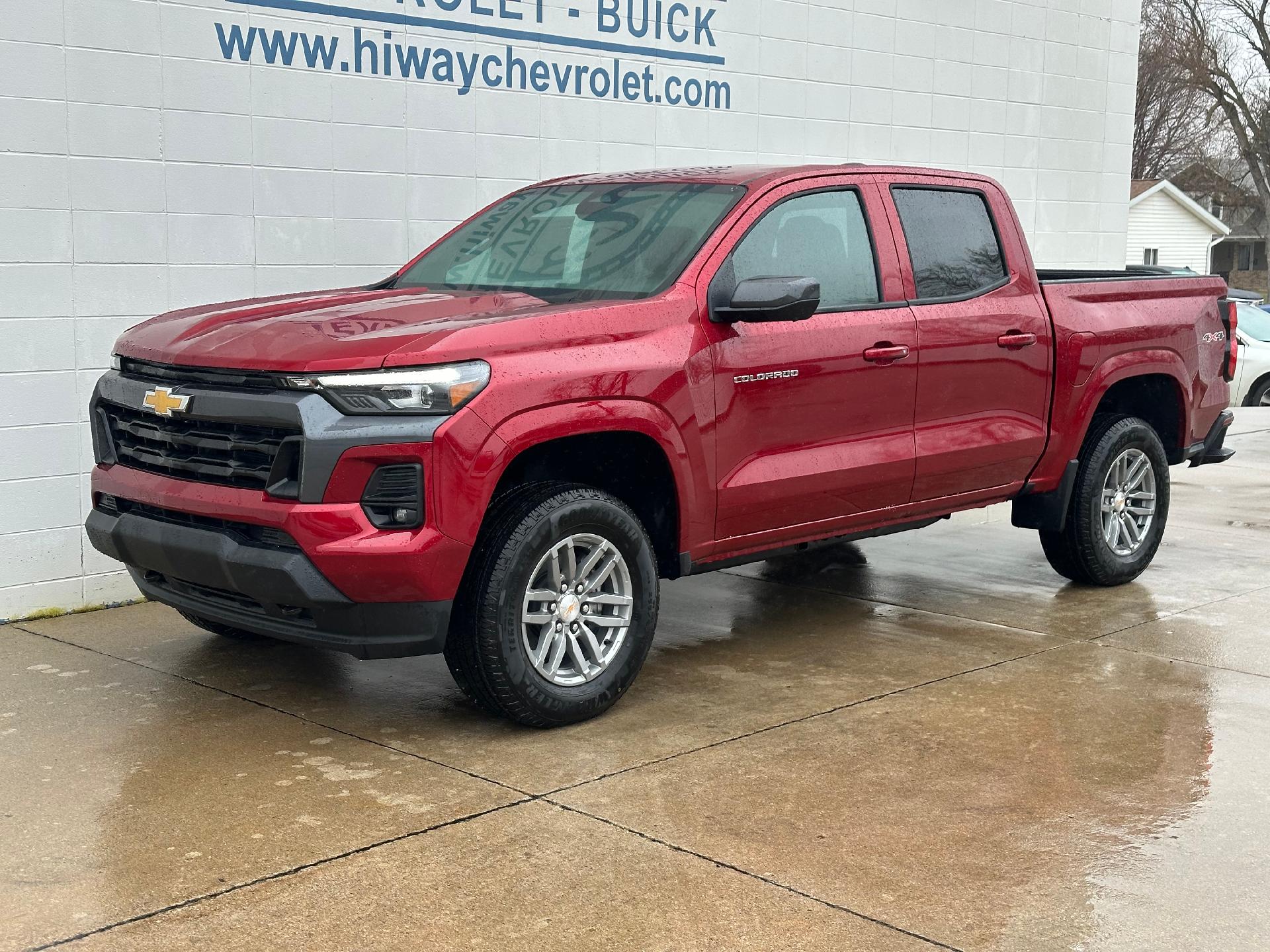 View vehicle photo 2