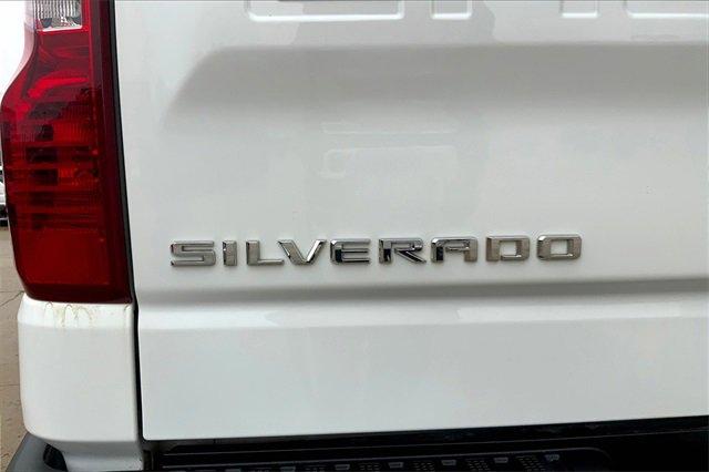 2023 Chevrolet Silverado 1500 Vehicle Photo in TOPEKA, KS 66609-0000
