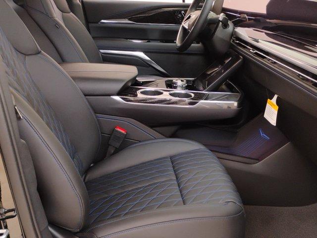 2025 Cadillac ESCALADE IQ Vehicle Photo in PINEVILLE, NC 28134-8495