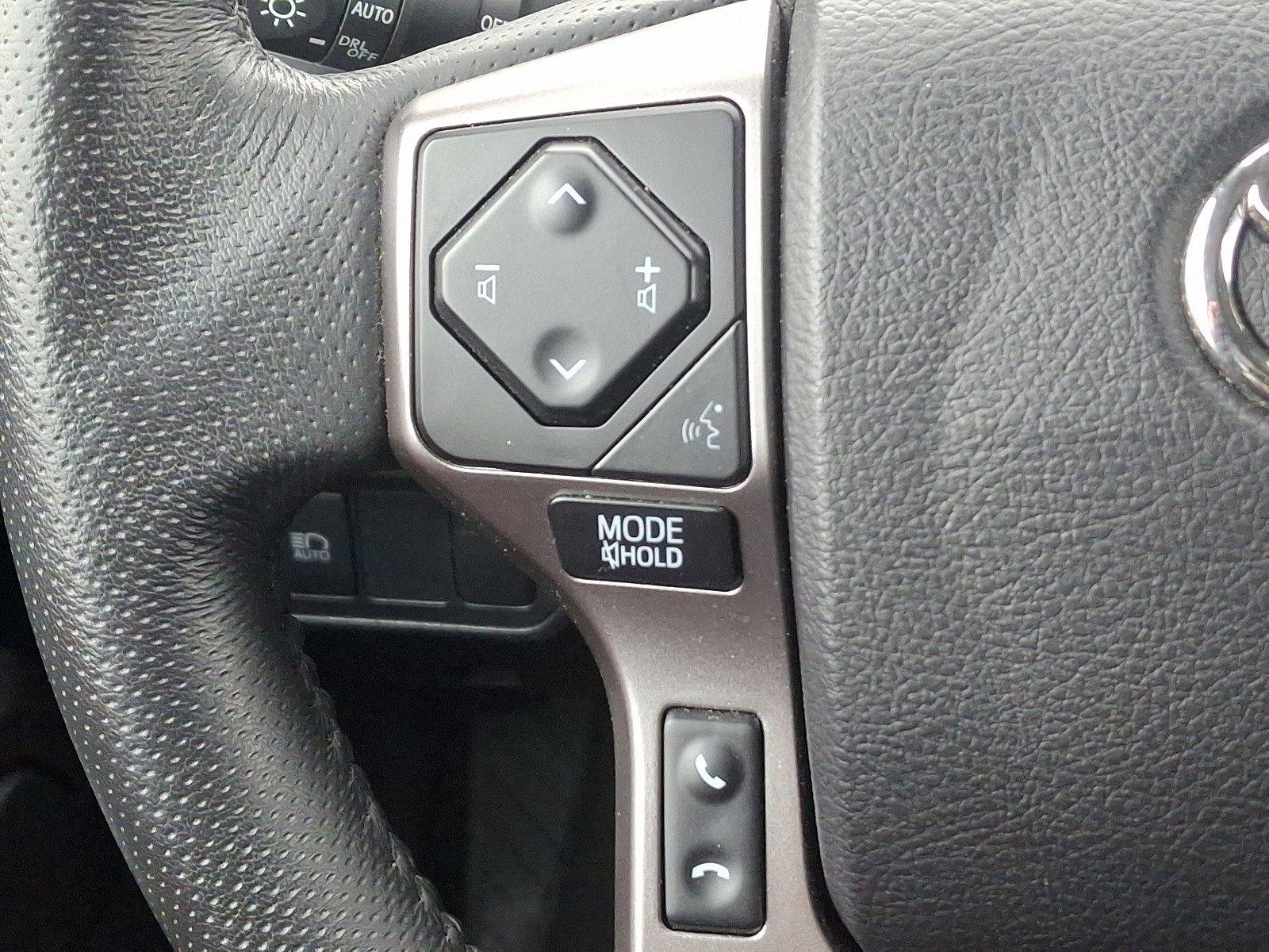 2022 Toyota Tacoma 4WD Vehicle Photo in Harrisburg, PA 17111