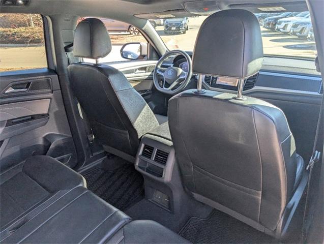 2021 Volkswagen Atlas Cross Sport Vehicle Photo in ENGLEWOOD, CO 80113-6708