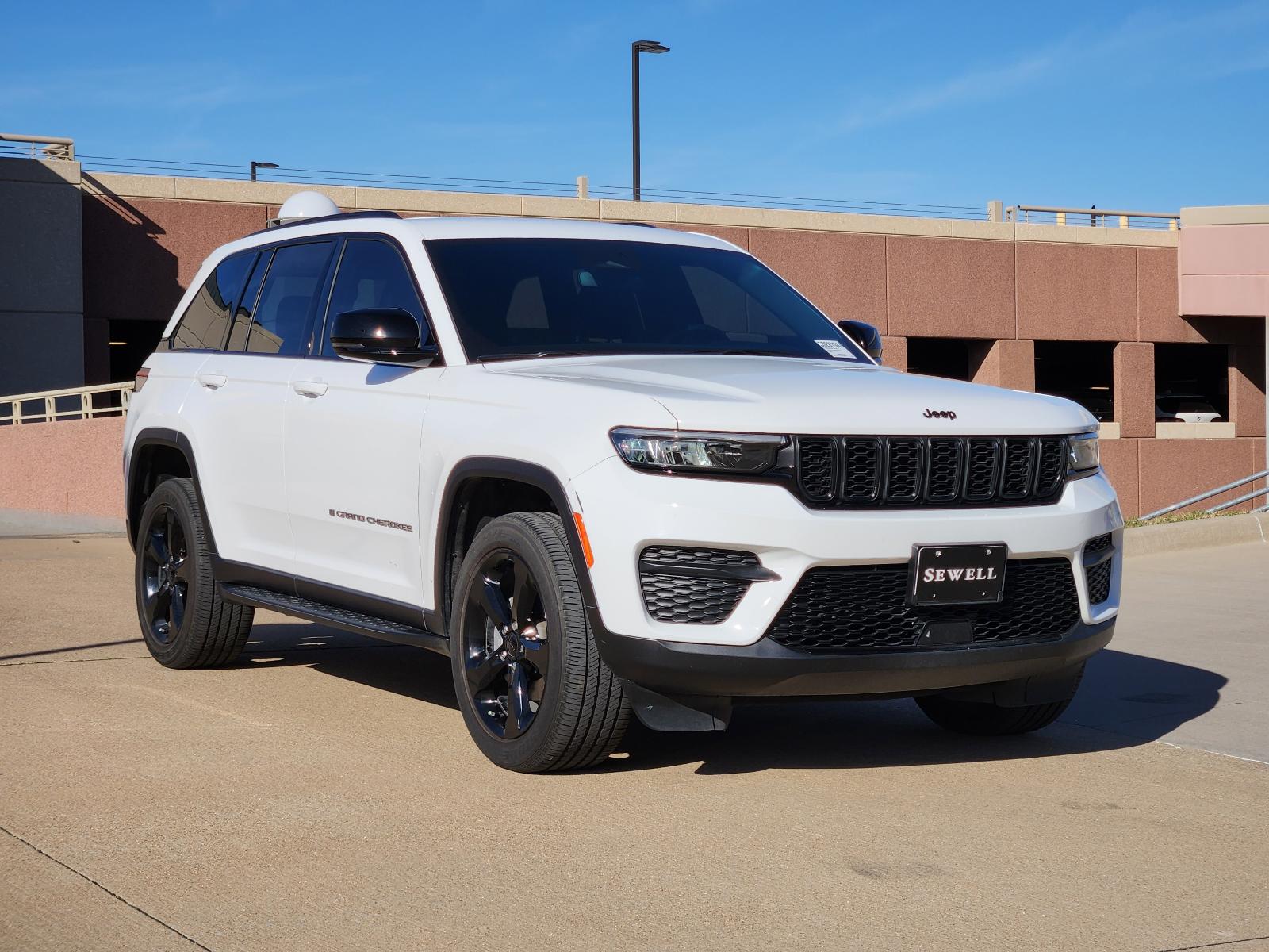 2023 Jeep Grand Cherokee Vehicle Photo in PLANO, TX 75024