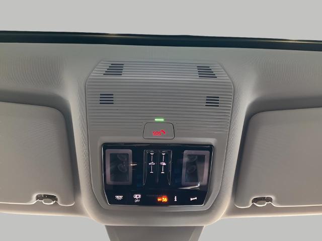2025 Volkswagen Atlas Vehicle Photo in Oshkosh, WI 54904