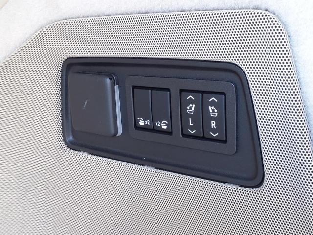 2021 Cadillac Escalade Vehicle Photo in SMITHTOWN, NY 11787-5023
