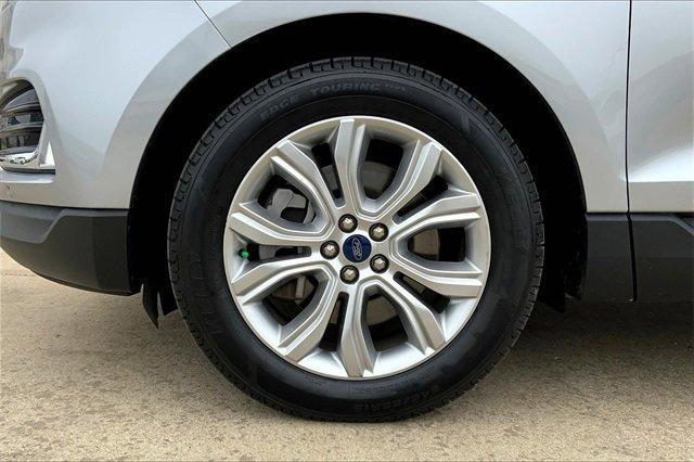 2022 Ford Edge Vehicle Photo in TOPEKA, KS 66609-0000