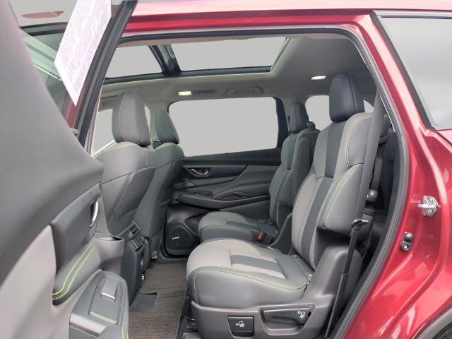 2024 Subaru Ascent Vehicle Photo in Green Bay, WI 54304