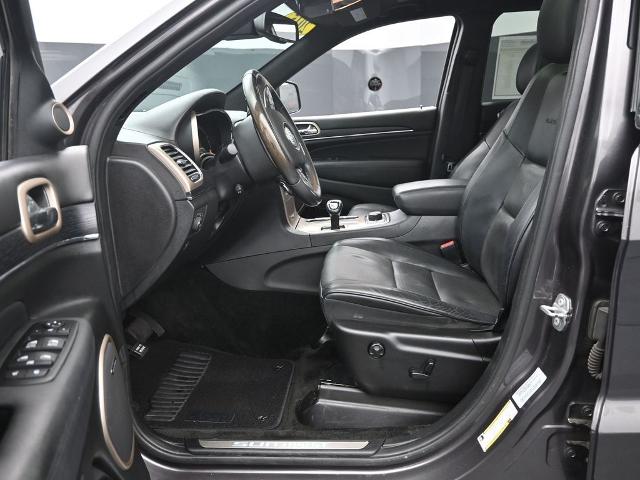 2015 Jeep Grand Cherokee Vehicle Photo in Cedar Rapids, IA 52402