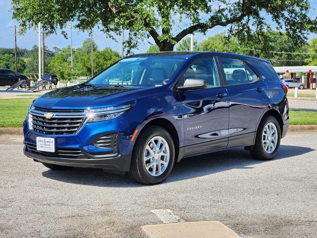 2022 Chevrolet Equinox Vehicle Photo in DENTON, TX 76210-9321