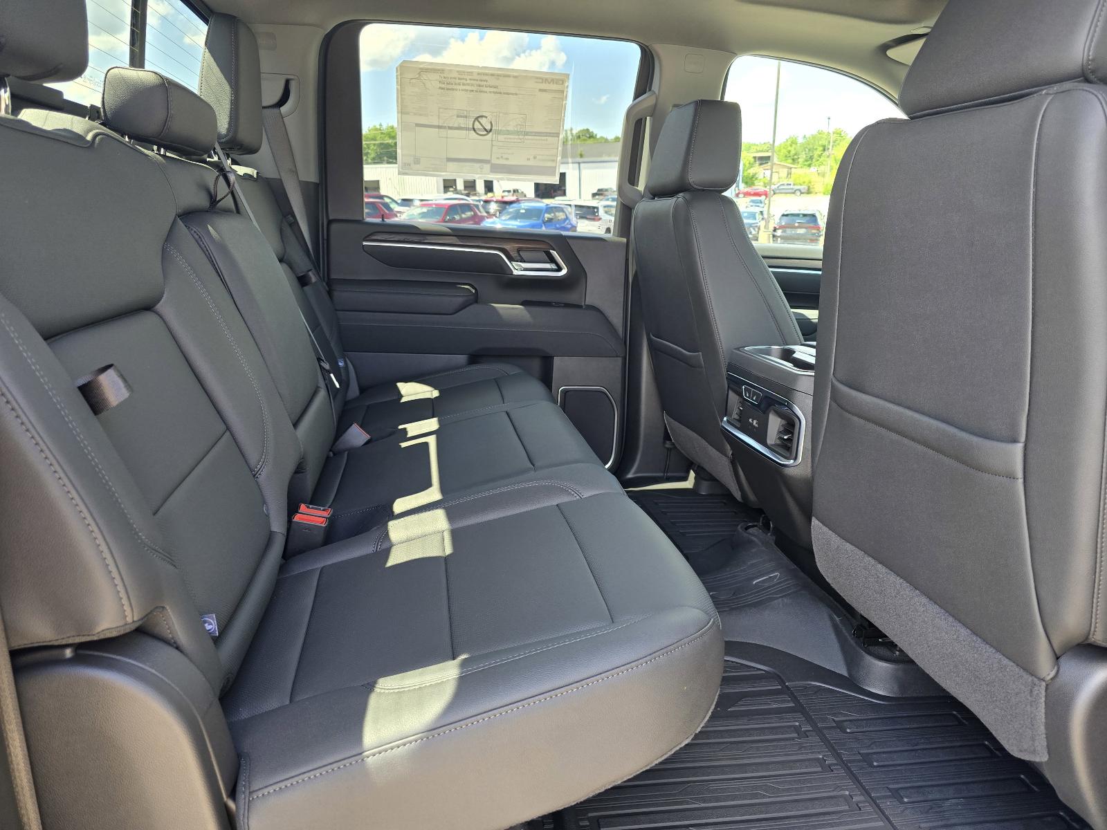 2025 GMC Sierra 2500 HD Vehicle Photo in Rolla, MO 65401