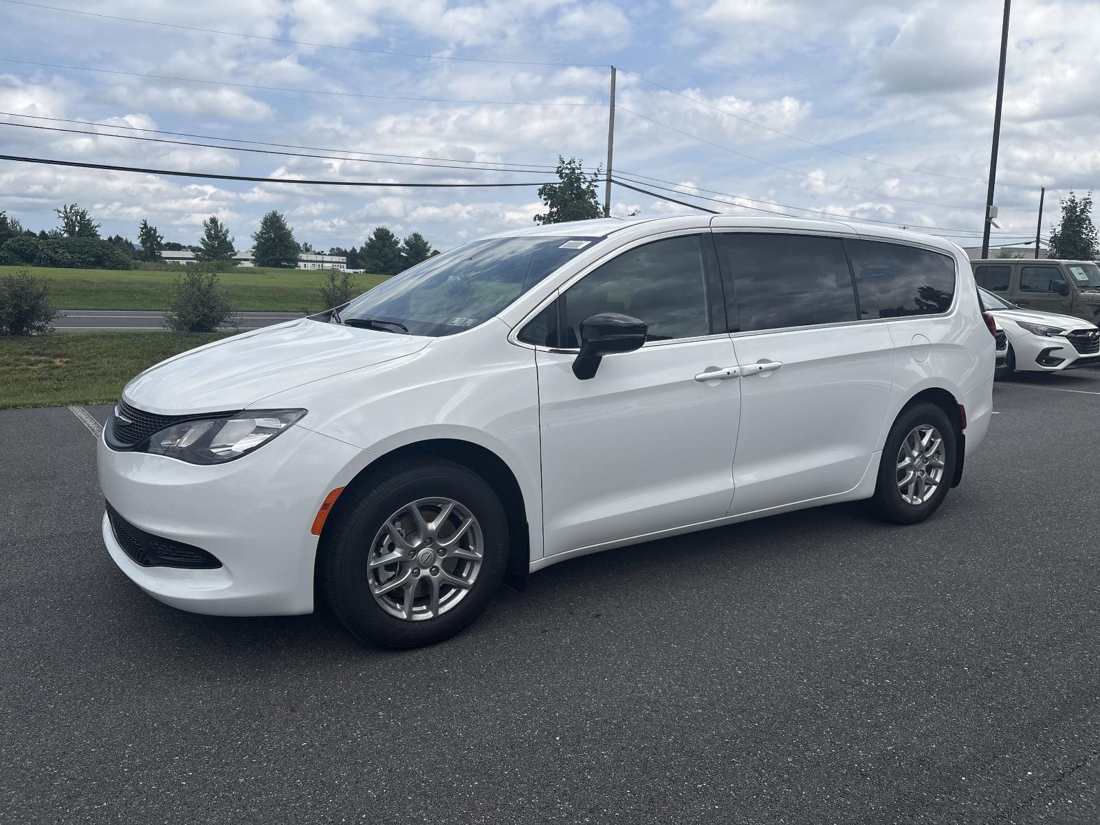2025 Chrysler Voyager Vehicle Photo in Mechanicsburg, PA 17050-1707