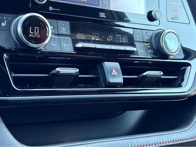 2022 Toyota Highlander Vehicle Photo in Hinesville, GA 31313
