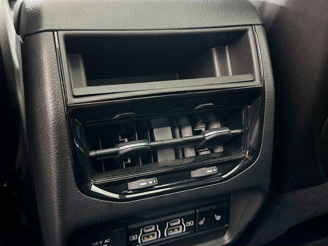 2023 Jeep Grand Cherokee Vehicle Photo in Doylsetown, PA 18901