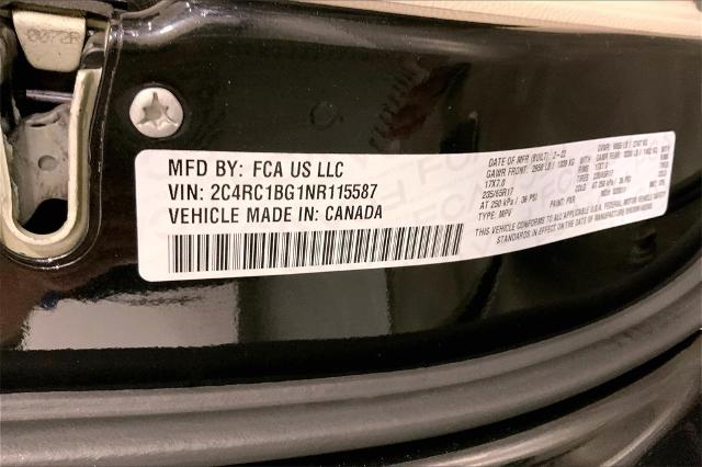 2022 Chrysler Pacifica Vehicle Photo in Lees Summit, MO 64086